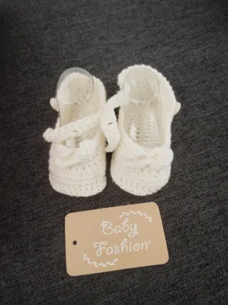 Patucos de bebé hechos a mano