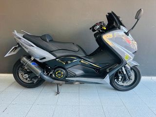 Yamaha Tmax 530 Lux Max Gris