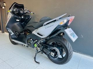 Yamaha Tmax 530 Lux Max Gris