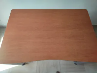 Mesa de escritorio madera y metal