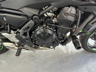 KAWASAKI Z 650 Limitada A2