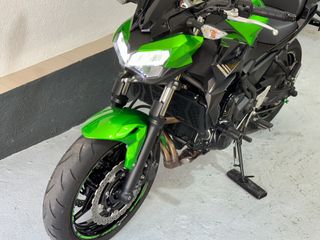 KAWASAKI Z 650 Limitada A2