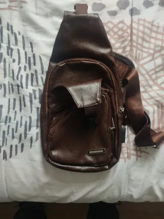 Bolso bandolera de cuero marrón
