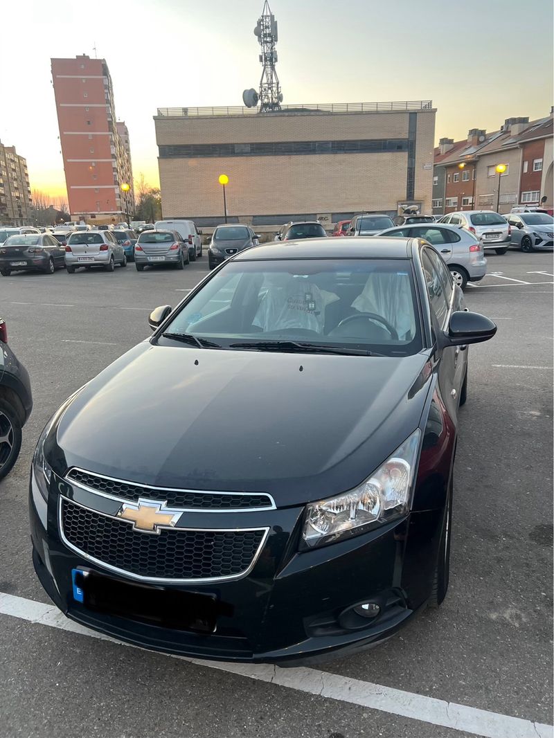 Chevrolet Cruze 2010 - foto 1