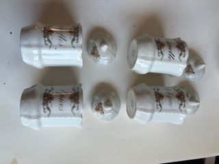 Juego de cerámica con tapa