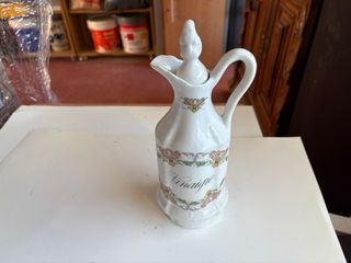 Juego de cerámica con tapa