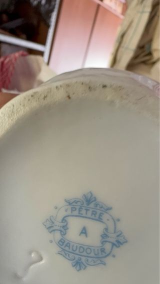 Juego de cerámica con tapa