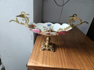 Centro de mesa cerámica y latón dorado