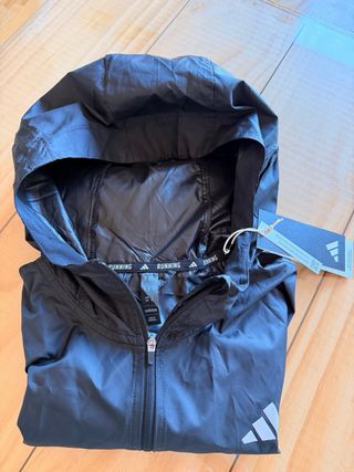 Cortavientos Adidas Negro Nuevo con Etiquetas
