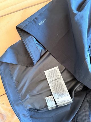 Cortavientos Adidas Negro Nuevo con Etiquetas