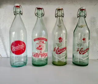 4 Botellas Vintage gaseosas