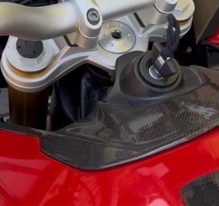 Tapa Carbono S1000XR 2015-2019