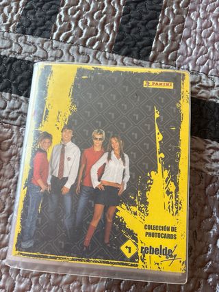 Pack Rebelde Way: Capítulos, Postcards y Stickers