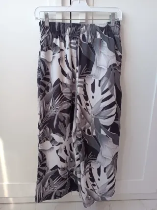 Pantalón estampado tropical, Talla 34
