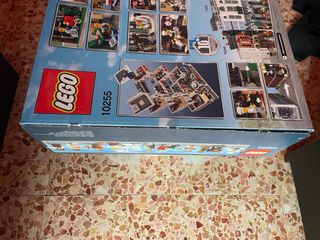 LEGO Creator Expert 10255 Assembly Square