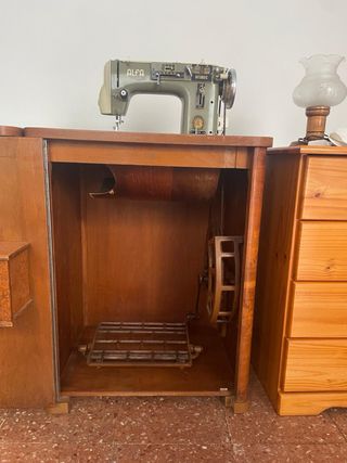 Máquina de coser Alfa - Vintage