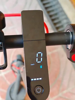 Xiaomi Mi Electric Scooter Pro 2