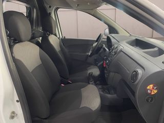 Dokker Van Essential dCi 55kW (75CV)