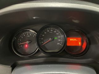 Dokker Van Essential dCi 55kW (75CV)