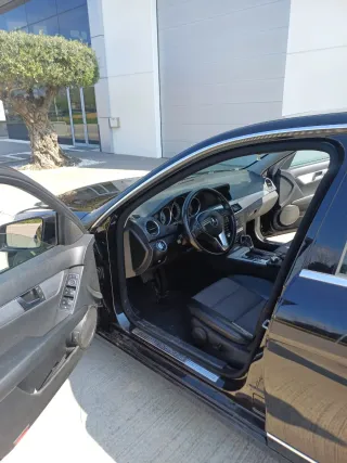 Mercedes-Benz Clase C 2011