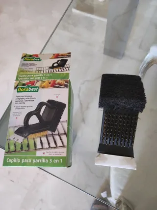 Cepillo Limpia Parrilla Barbacoa 3 en 1