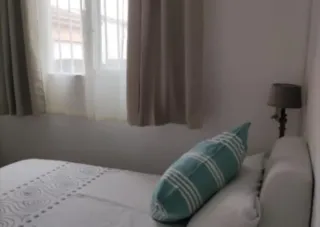 Alquilo habitación en Palafrugell para temporada.