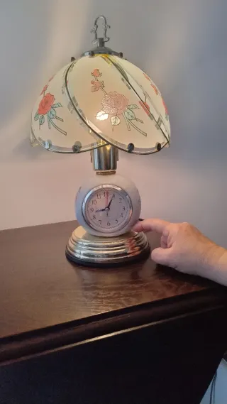Lampada da tavolo con orologio vintage