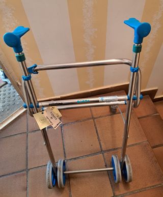 Andador ligero Sunrise Medical Aluminio