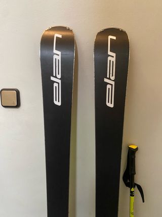 Sci Elan con attacchi e bastoncini