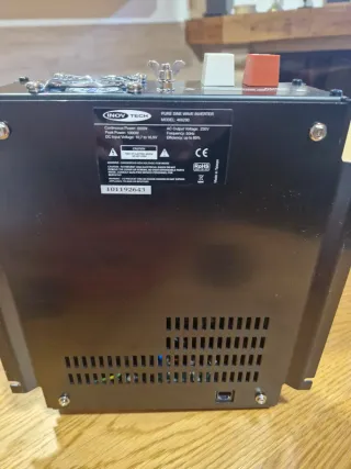 Inovtech Power Inverter 12V-230V 600W