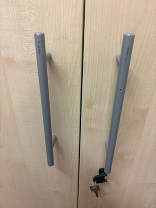 Armario Kemen Madera y Metal