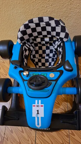 Andador bebé coche de carreras azul