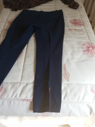 Lote Pantalón Azul y Blusa Estampada