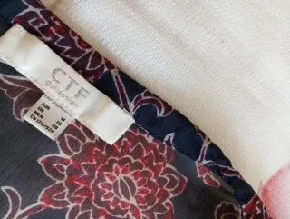 Lote Pantalón Azul y Blusa Estampada