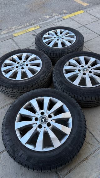 Juego 4 Llantas Mercedes Clase V 16” Usadas
