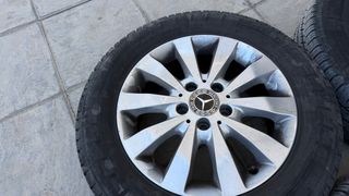 Juego 4 Llantas Mercedes Clase V 16” Usadas