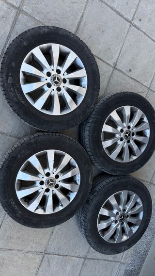 Juego 4 Llantas Mercedes Clase V 16” Usadas