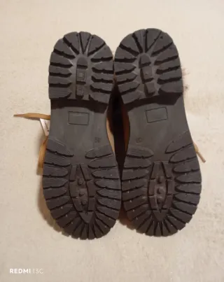 Botines calentitos con cordones talla 37