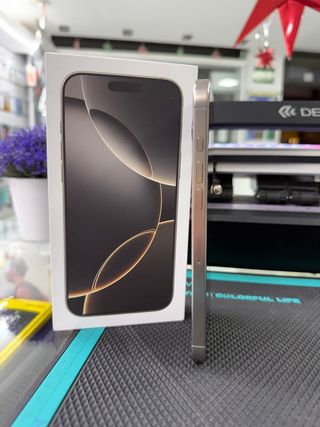 IPHONE 16 PRO MAX 256GB COMO NUEVO