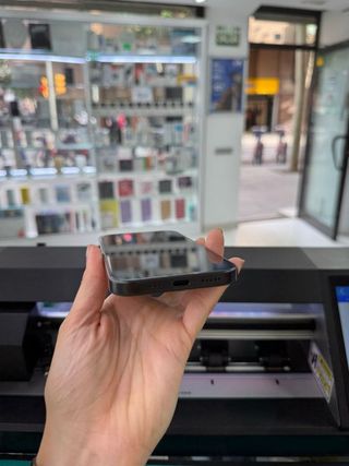 IPHONE 16 PRO MAX 256GB COMO NUEVO