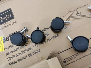 Teqler Mesita de cama regulable en altura