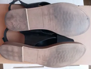 Chanclas Pull&Bear negras y marrones