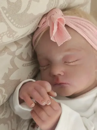 Bebé Reborn realista, kit Alessia