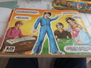 Álbum de Cromos Familias Maga