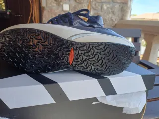 Zapatillas MBT Azul Marino