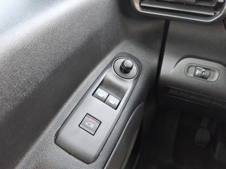 PEUGEOT Partner Premium Standard 600kg BlueHDi 55kW