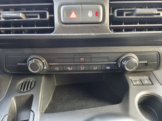 PEUGEOT Partner Premium Standard 600kg BlueHDi 55kW