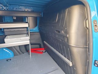 PEUGEOT Partner Premium Standard 600kg BlueHDi 55kW