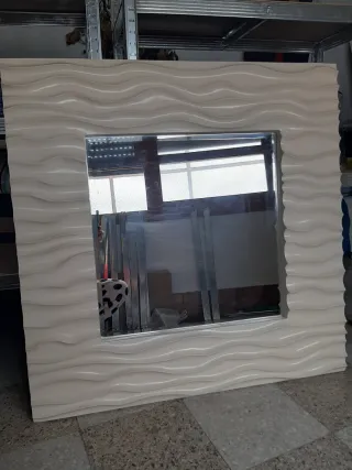 Espejo Diseño Ondulado Blanco Roto 97x98.5cm