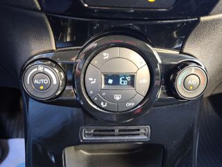 FORD Fiesta 1.0 EcoBoost 100cv Titanium 5p